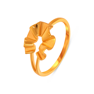 Elegante Anillo Dorado con Diseño de Flor Esculpida y Pétalos Artísticos, con Banda Pulida y Lisa para Mujer - Product Image 1
