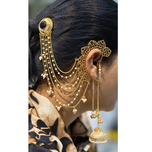 Élégante boucle d'oreille manchette en or noir avec pierres et chaînes superposées de perles, boucles d'oreilles Jhumka pour mariage indien, cadeau de bijoux ethniques pour fête - Product Image 2