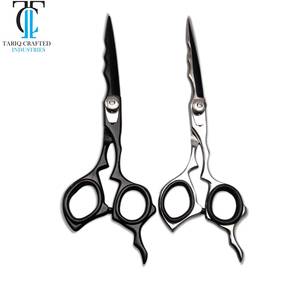 Ciseaux de barbier professionnels à bord fin et tranchant en acier inoxydable TARIQ CRAFTED INDUSTRIES - Product Image 6