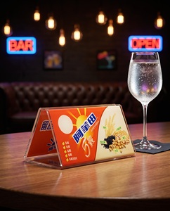 Porta Menús Triangular de Acrílico Más Vendido – Soporte Transparente para Exhibición de Menús en Mesa para Bares, Restaurantes y Cafés - Product Image 5
