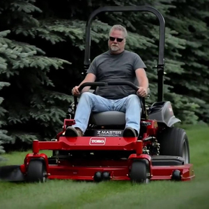 เครื่องตัดหญ้าแบบนั่งขับทรงพลังสูง ออกแบบมาเพื่อการใช้งานต่อเนื่องในพื้นที่ขนาดใหญ่และงานบำรุงรักษาในภาคอุตสาหกรรม - Product Image 1