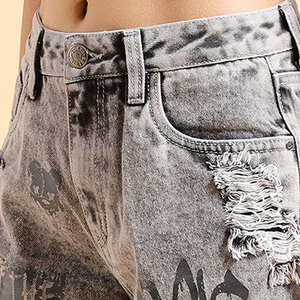 Shorts de mezclilla rasgados de cintura alta para mujer, estilo urbano, de algodón lavado, con botones y estampado de letras en la parte delantera - Product Image 5