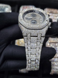 Reloj de Estilo Hip Hop de Acero Inoxidable con Movimiento de Cuarzo, Correa de 16 mm con Incrustaciones de Diamantes Moissanite VVS de Primera Calidad - Product Image 5