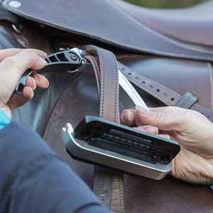Premium Adjustable Stirrup Designed For Horse Riding Featuring Ergonomic Shape Superior Grip Enhanced <b>Stability</b> For Training - Product Image 5
