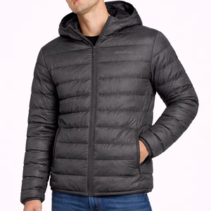 Chaqueta acolchada con capucha para hombre, color gris carbón, de primera calidad, con aislamiento ligero y cálido, diseñada para la comodidad moderna en invierno. - Product Image 1