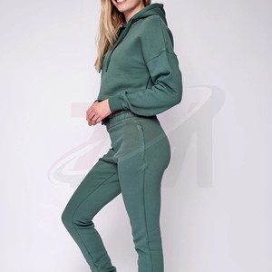 Sweat à capuche court uni anthracite pour femme en molleton brossé extensible avec ourlet brut, style urbain - Product Image 3