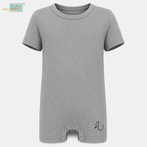 Gilet gris confortable avec fermeture éclair |   Vêtements sensoriels spéciaux pour enfants, vêtements inclusifs, combinaison en coton extensible à manches courtes, ajustement doux et adaptatif - Product Image 1