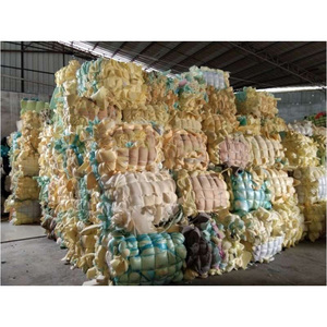 เศษโฟม PU สีขาวอัดก้อน โฟมเหลือน่าใช้ซ้ำได้ในงานอื่นๆ เช่น งานที่ต้องการความนุ่มสบาย - Product Image 2