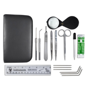 Juego de herramientas quirúrgicas de alta calidad con estuche de transporte, instrumentos de acero inoxidable para uso en hospitales para cirugía. - Product Image 1