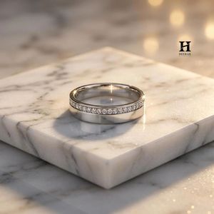 Bague de mariage minimaliste en diamant taille ronde, or blanc 14 carats, sertie pavé, bague d'anniversaire asymétrique pour homme et femme - Product Image 3