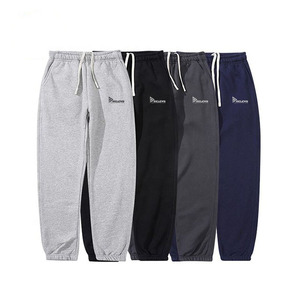 Pantalon de survêtement épais pour homme – Joggers en coton uni, coupés et cousus, modèle stock - Product Image 4