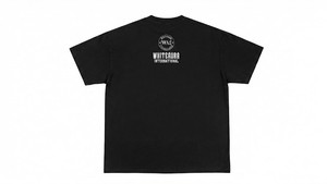 Camiseta de punto transpirable de algodón grueso de corte regular para hombre, estilo streetwear, lisa, con logo frontal y cuello redondo de manga corta - Product Image 2