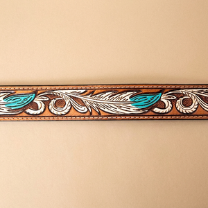Ceinture en cuir travaillée à la main avec motif plume, accents turquoise, boucle argentée, style western, équestre, confortable - Product Image 4