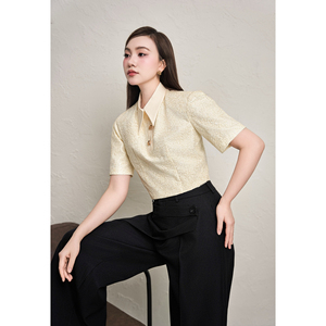 Blusa Corta de Encaje Color Crema para Mujer, Estilo Casual, Fabricante de Ropa de Marca Privada OEM ODM ELYSIA - Product Image 3