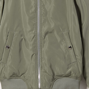 Chaqueta Bomber Corta Reversible Impermeable con Relleno de Algodón Acolchado, Unisex, Estilo Urbano, Cierre Frontal con Cremallera, Color Verde Oliva Caqui - Product Image 5