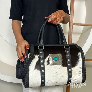 Bolsos de viaje de cuero genuino con pelo de vaca, estilo Speedy, con concho turquesa occidental, elegantes bolsos de hombro para mujer, venta al por mayor - Product Image 1