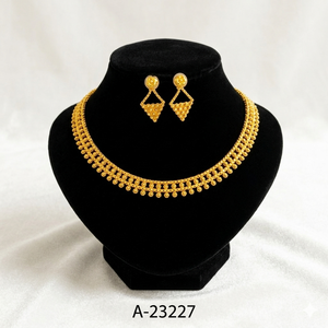 Conjunto de Collar y Pendientes Florales de Circonio Chapado en Oro de 24K, Estilo Indio Moderno, para Mujer, Joyería para Compromiso, Boda o Fiesta - Product Image 1