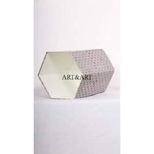 Cubo de Basura Decorativo de Madera con Diseño Geométrico, Hecho a Mano en India, de Rajasthan, Rectangular, con Tapa Enrollable y Parte Superior Abierta, Ecológico - Product Image 4