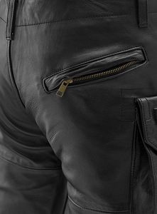 Pantalones de Cuero de Brad Pitt - Product Image 4