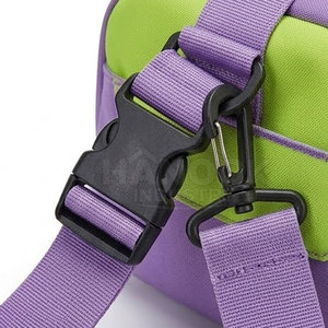 Sac de sport élégant avec panneaux latéraux superposés, base renforcée, plusieurs compartiments de rangement, doublure en polyester, fermeture éclair pour les voyages - Product Image 4