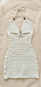 Minivestido Halter Blanco de Ganchillo Hecho a Mano con Patrón de Encaje y Espalda con Lazos - Product Image 5