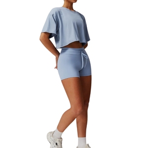 เสื้อยืดครอปไซส์ใหญ่พิเศษสำหรับผู้หญิง ทรงหลวม คอกลม แขนสั้น พิมพ์ลาย ลุคสบายๆ สไตล์วินเทจ - Product Image 6