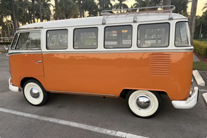 พร้อมขับขี่ - รถพวงมาลัยซ้ายมือสอง |   พวงมาลัยขวา |   รถโฟล์คสวาเกน ทีปีเอส 2 คอมบิ ปี 1975 พร้อมกระจก 15 บาน - Product Image 3