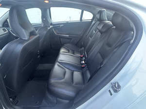 V*olvo S60 T5 Inscription d'occasion de 2016 - Product Image 3