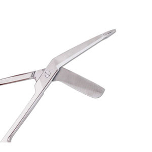 Tijeras manuales de acero inoxidable para vendajes y apósitos, ideales para paramédicos y clínicas. - Product Image 4