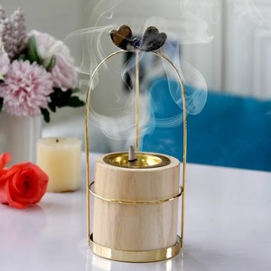 Brûleur d'encens en marbre avec cadre en métal doré et dessus en forme de cœur, décoration aromathérapeutique, utilisation toute saison - Product Image 6
