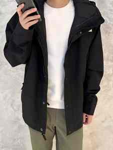 Veste de ski pour homme en nylon Taslan, prête à porter, imperméable, coupe-vent, respirante, écologique, avec capuche. - Product Image 6