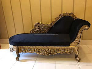 โซฟากำมะหยี่พร้อมกรอบไม้สีทอง - Product Image 2