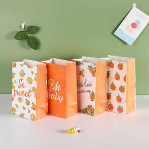 Sacs cadeaux en papier couché faits main les plus vendus, motif dessin animé mignon fruits, en cuir de vachette blanc, cadeaux de vacances transfrontaliers, design simple - Product Image 2