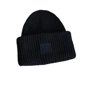 Gorros de Cachemira Gruesos y Cálidos Unisex, Gorro de Lana Tejido, Gorros de Invierno para Hombres y Mujeres - Product Image 1
