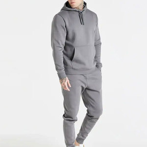 Ensemble survêtement homme deux pièces hiver haute qualité : pantalon de jogging ample et sweat à capuche personnalisé, épais et respirant pour l'extérieur - Product Image 1