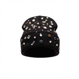 Gorro de Punto de Lujo Color Naranja Caqui Y2K con Pedrería y Perlas, Gorro de Invierno Personalizado de Diseño Premium para Streetwear - Product Image 2