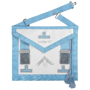 Tablier de Maître Ancien Maçon de la Loge Bleue, Bordure Bleu Clair, Pompons à Chaîne Argentée, Régalia Maçonnique Brodé - Product Image 4