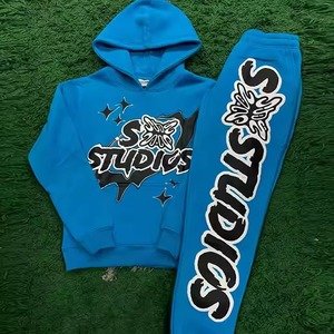 Ensemble sweat-shirt et pantalon de survêtement vintage personnalisé avec impression sérigraphique, streetwear lourd - Product Image 3