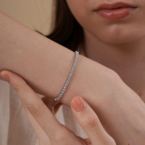 Pulsera de tenis de lujo con 4 diamantes redondos brillantes cultivados en laboratorio para mujer, certificada por IGI, oro de 14K, elegante para bodas y fiestas - Product Image 3