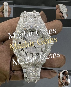 Montre Moissanite en acier inoxydable Mossinate avec cadran en verre mécanique VVS Moissanite, résistante à l'eau 10 bars, bracelet à fermoir - Product Image 1