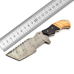 Cuchillos Tracker de Damasco Hechos a Mano, Cuchillo de Caza y Camping de Hoja Fija para Exteriores, Cuchillos Tracker de Damasco Hechos a Mano - Product Image 1