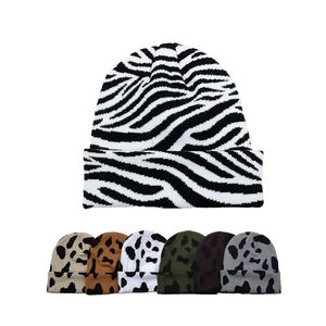 Bonnet tricoté de haute qualité, best-seller, avec revers plié et logo personnalisé, couleur unie - Product Image 3
