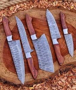 Juego de Cuchillos de Chef LEGACY BLADES al por Mayor, Forjados a Mano, de Acero de Damasco de 67 Capas, 5 Piezas, Extremadamente Afilados, con Mangos de Resina, Ambidiestros - Product Image 5