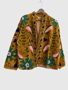 Veste en velours brodée à la main avec des motifs floraux, manches longues, col montant, taille plus, vêtements d'automne pour femmes - Product Image 3