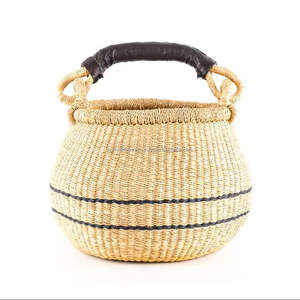 Cesta de Paja Circular Ligera Bolga, Hecha a Mano con Pasto Marino, Ecológica, Personalizable, Organizador de Almacenamiento, Decoración del Hogar, Venta al por Mayor en Vietnam - Product Image 3