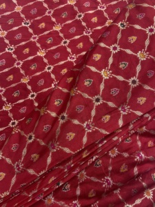 Tissu brocart Buti à motif losanges |   Tissu jacquard en nylon teignable |   Motif floral métallique pour vêtements féminins - Product Image 3