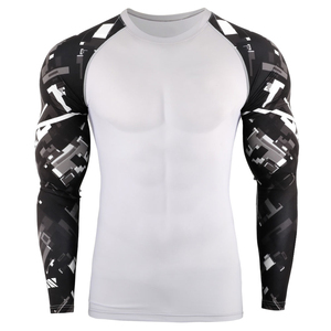 Chemises de sport à compression personnalisées avec logo OEM pour hommes, manches longues, respirantes, rashguard BJJ MMA, sublimées, en spandex/polyester - Product Image 2