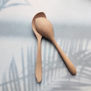 Cuillères en bois naturel personnalisées pour la préparation de la soupe et accessoires de cuisine du Vietnam - Product Image 2