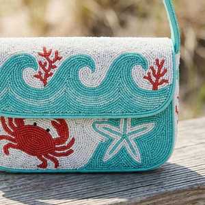 Bolso de mano con cuentas de atardecer tropical en la playa - Bolso de hombro náutico de verano con palmeras azules, rojas, naranjas, amarillas y verdes - Product Image 3