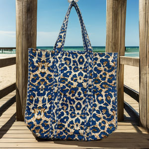 Sacs à main tendance et élégants à fleurs, avec sac fourre-tout personnalisé, trousse de maquillage, nouveaux sacs fourre-tout tendance et populaires pour les voyages et les pique-niques - Product Image 1